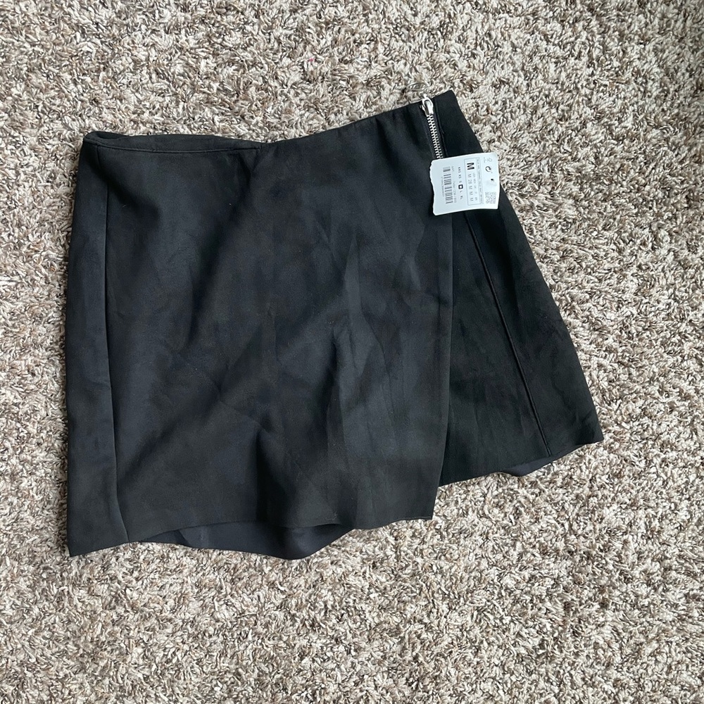 Zara black skort nwt